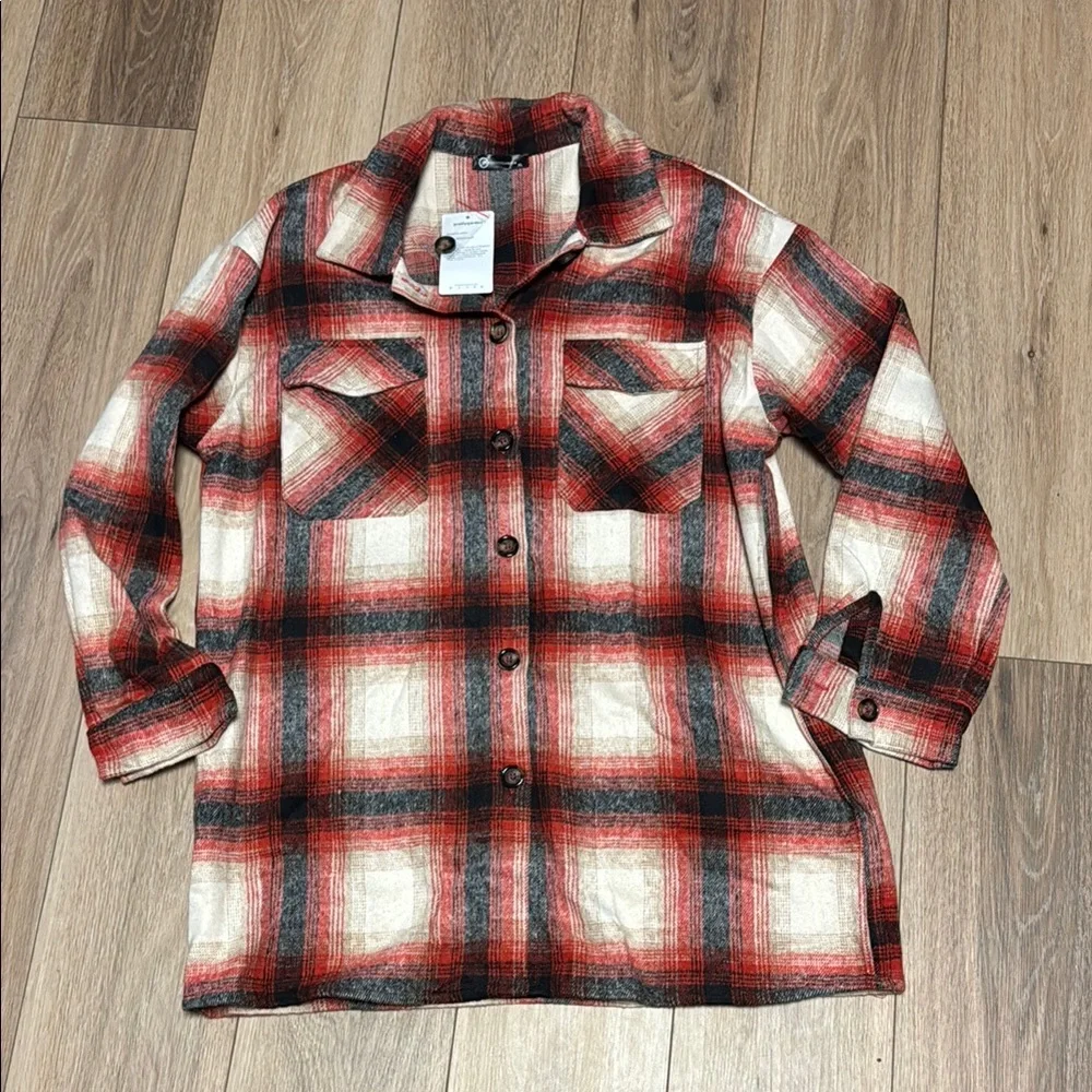 pretty garden NWT XL Red and Black Plaid SOFT FLANNEL Button-Up LONG SHACKET